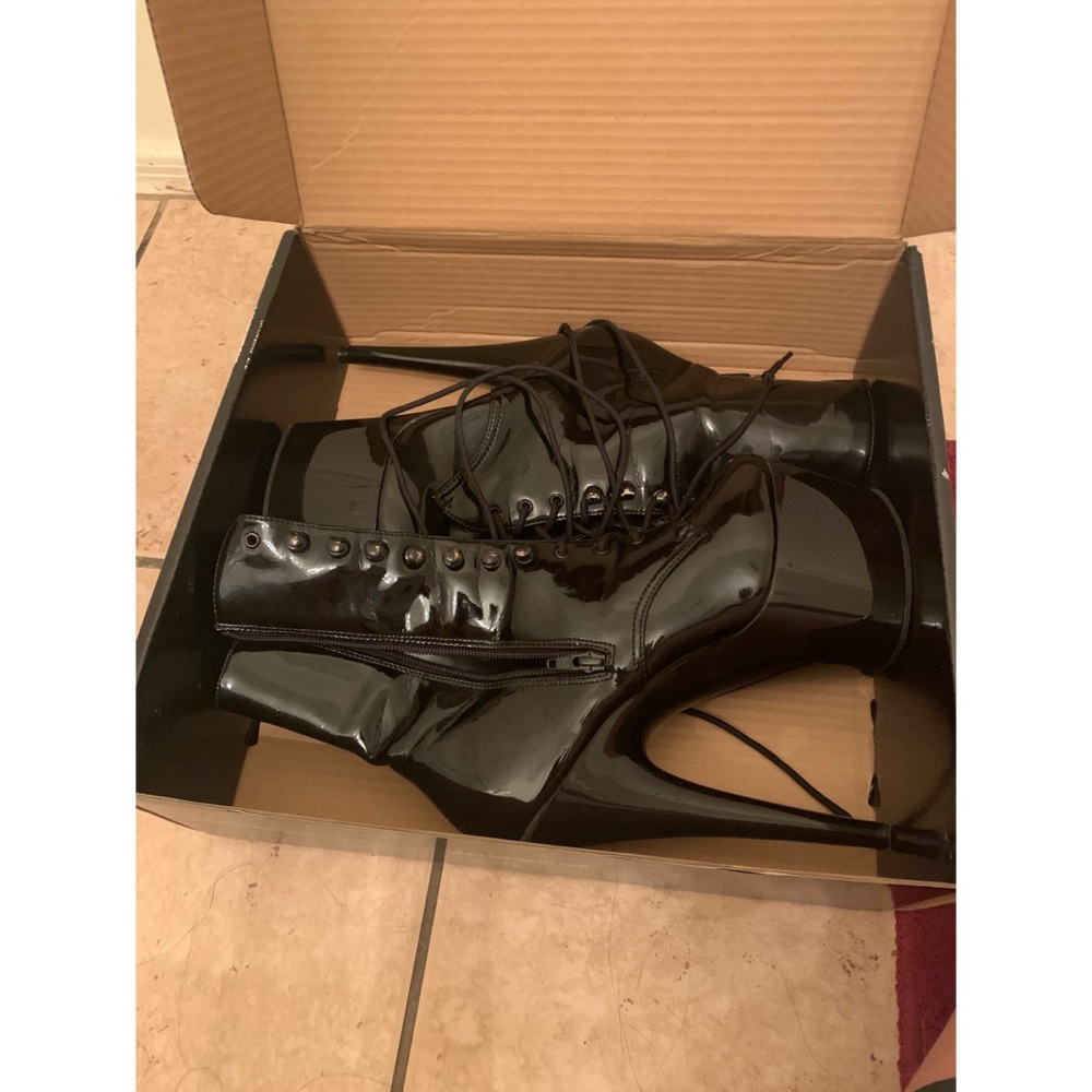 Pleasers Platform Dancing Boots